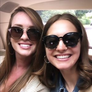 Meet your Posher, Liz